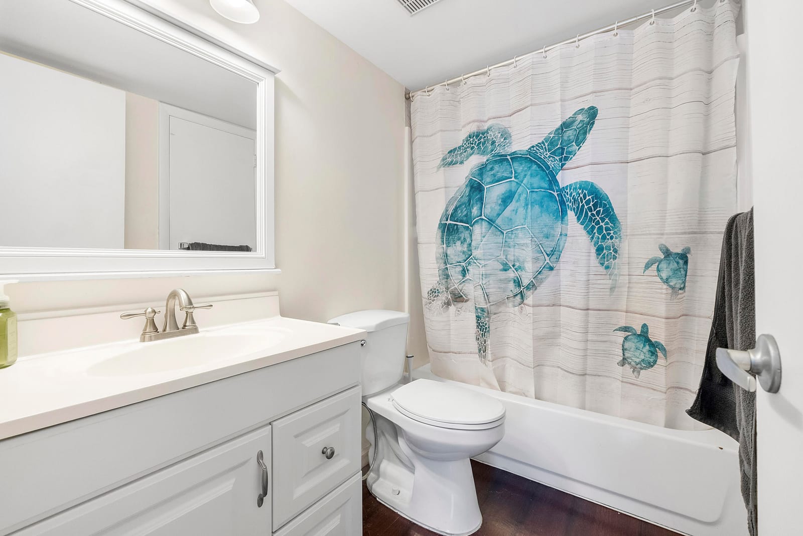 125 Shore Court 304a — photo 4