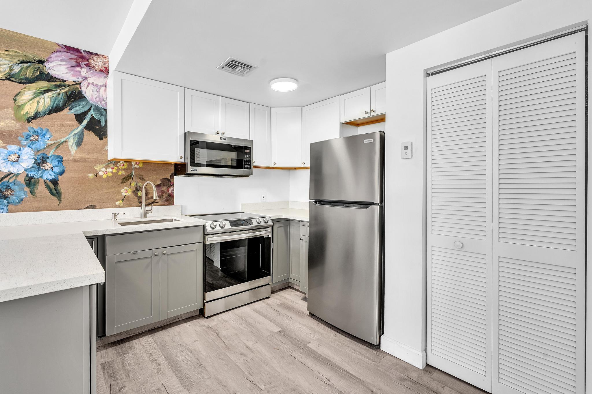 1460 Ocean Drive 205, Miami Beach, FL 33139 photo 13