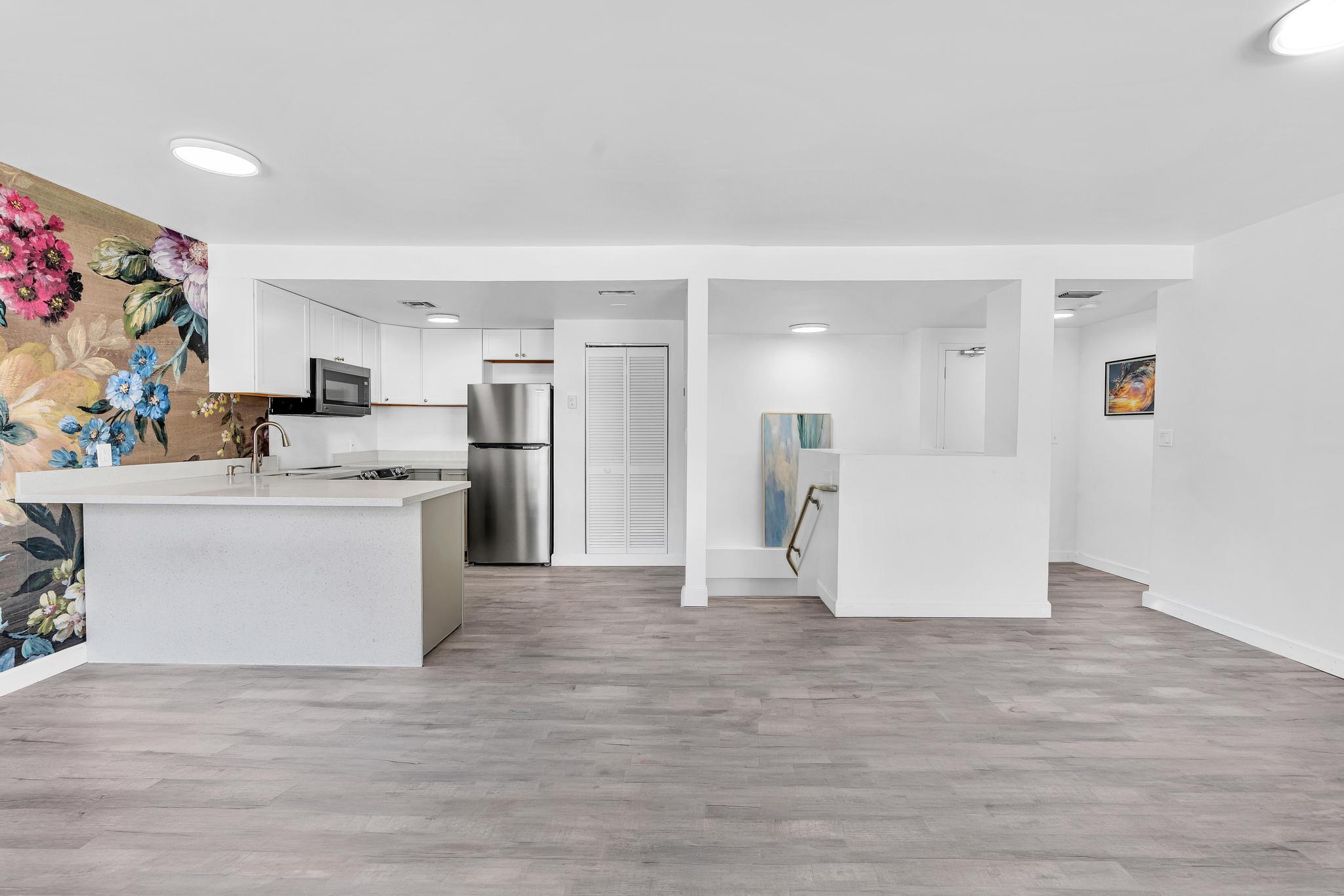 1460 Ocean Drive 205 — photo 8