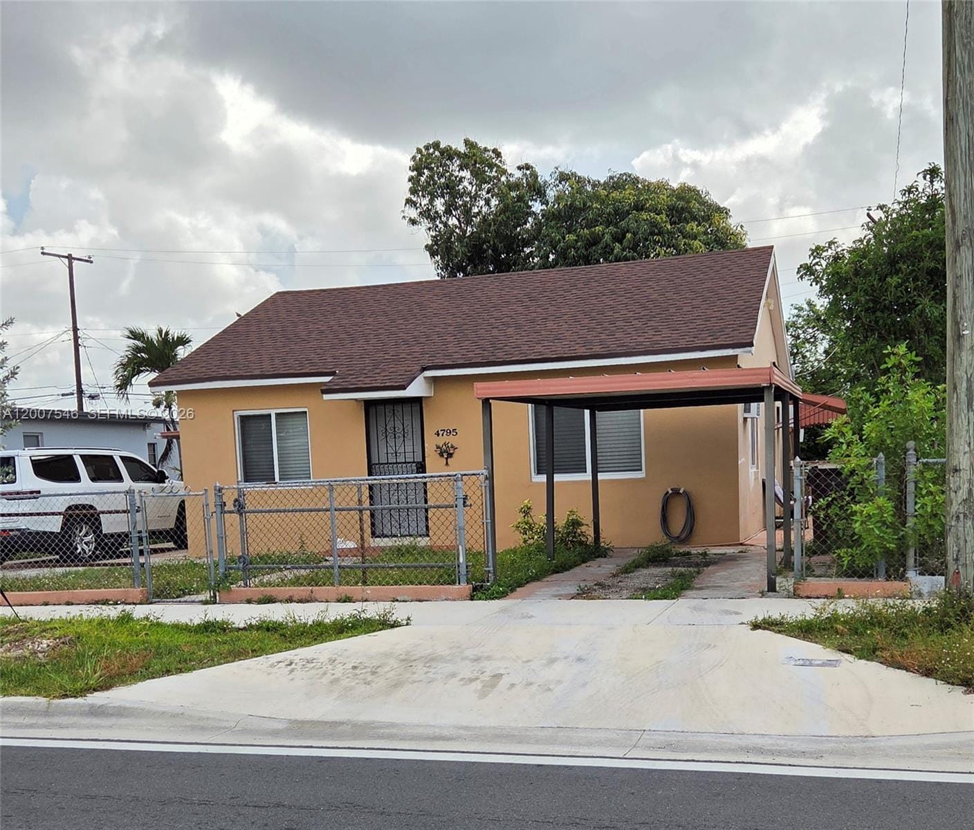 4795 E 8th Court, Hialeah, FL 33013 photo 1