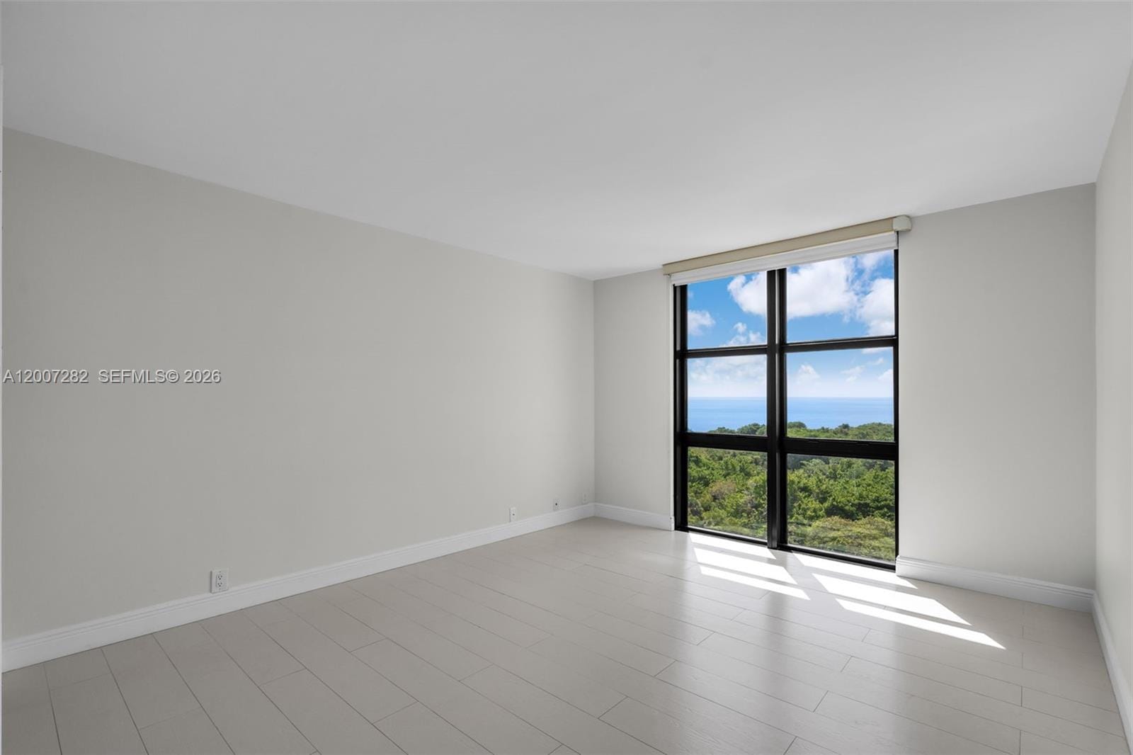 1121 Crandon Boulevard D701 — photo 12