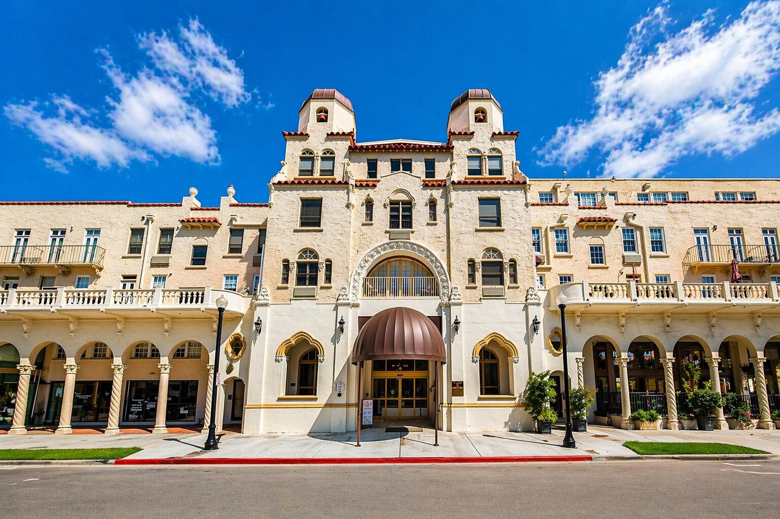 235 Sunrise 3244, Palm Beach, FL 33480, Palm Beach