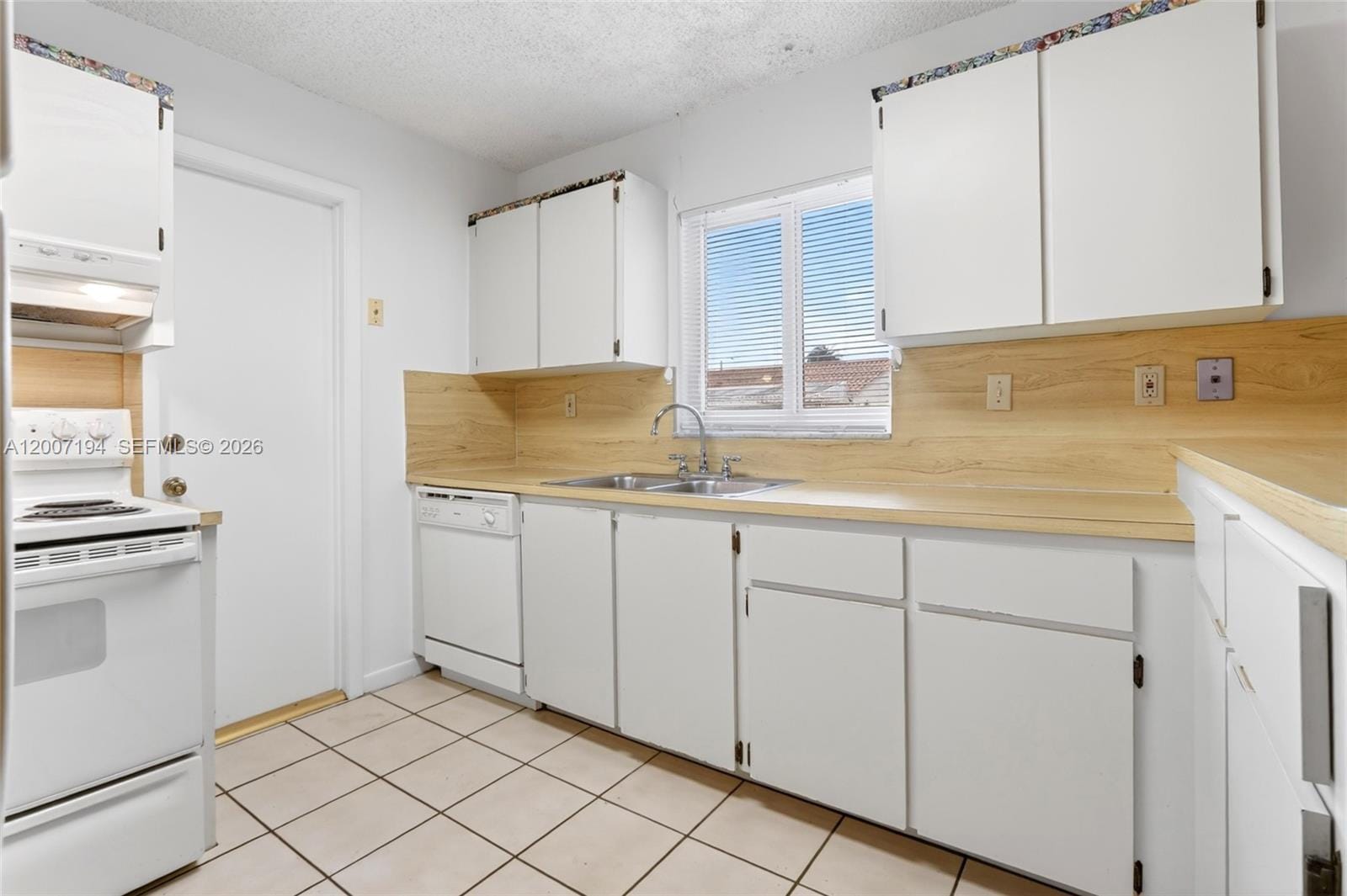 11211 SW 138th Terrace, Miami, FL 33176 photo 17