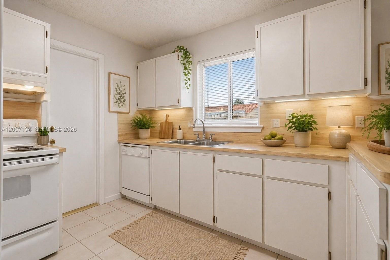 11211 SW 138th Terrace, Miami, FL 33176 photo 4