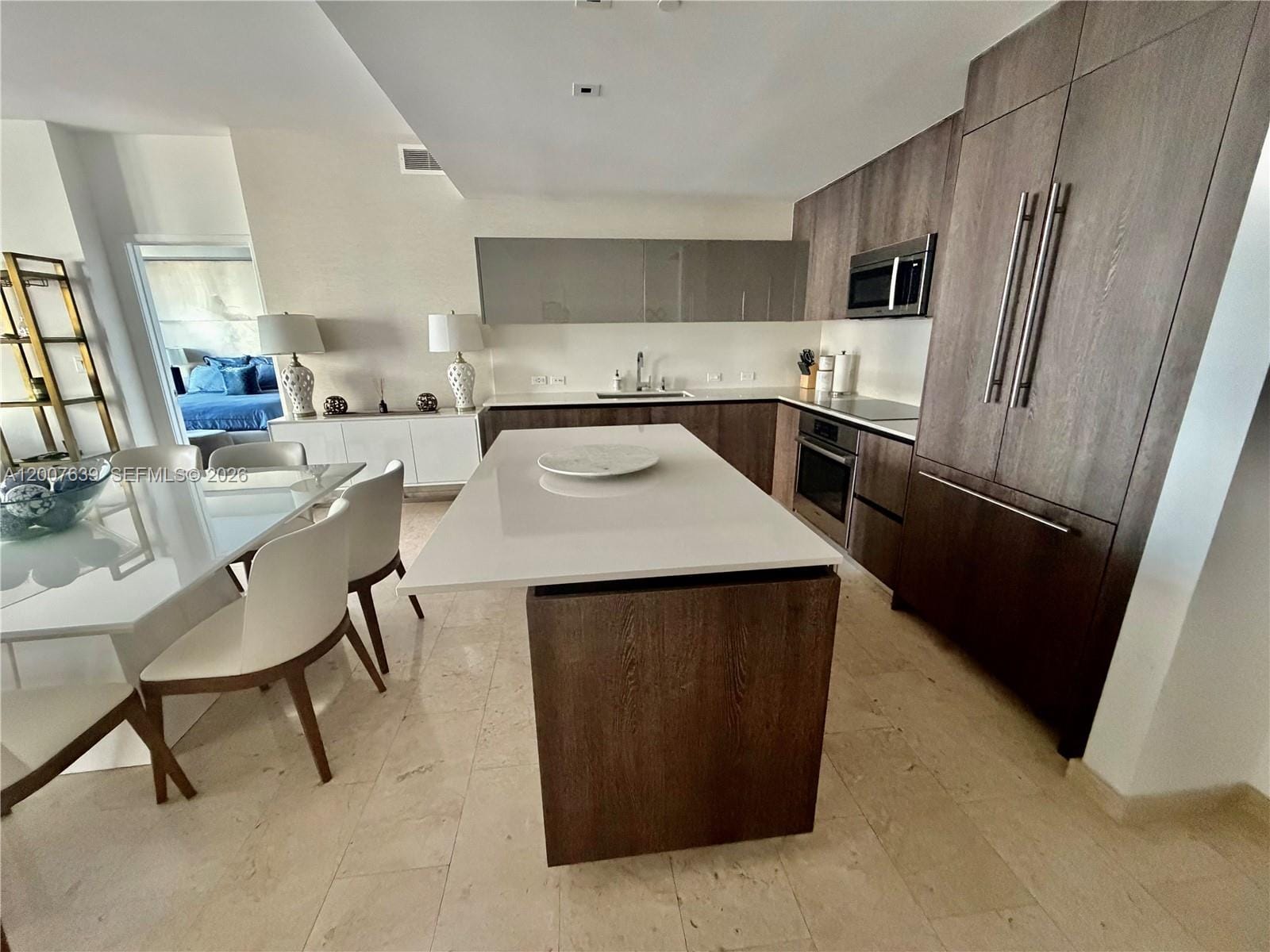 88 SW 7th Street 1109, Miami, FL 33130 photo 16