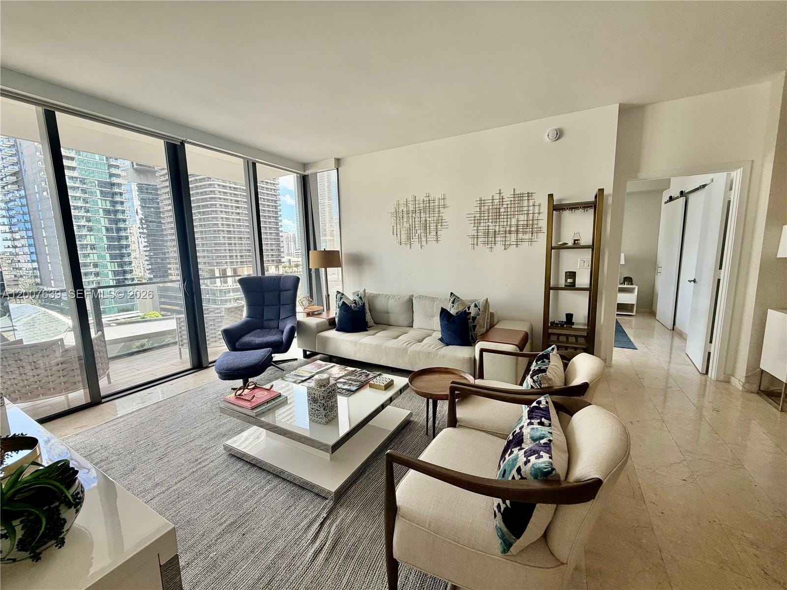 88 SW 7th Street 1109, Miami, FL 33130 photo 18