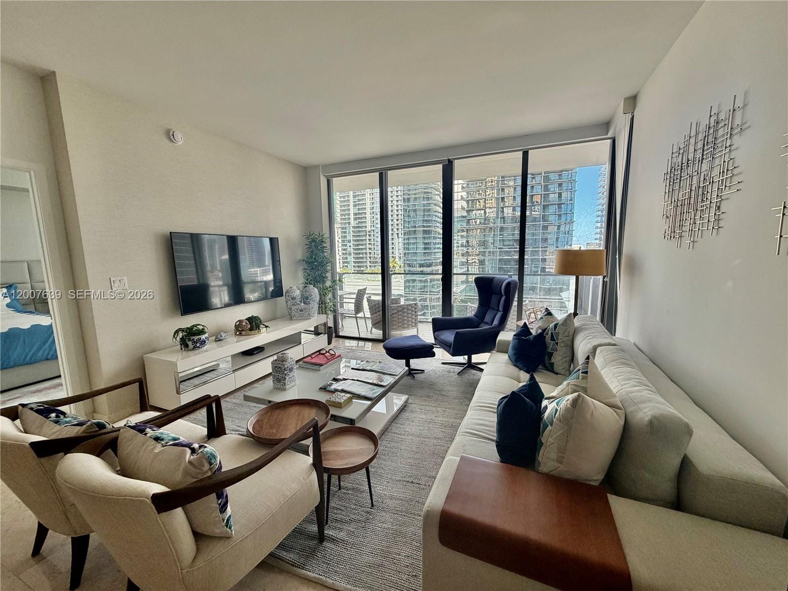 88 SW 7th Street 1109, Miami, FL 33130 photo 19