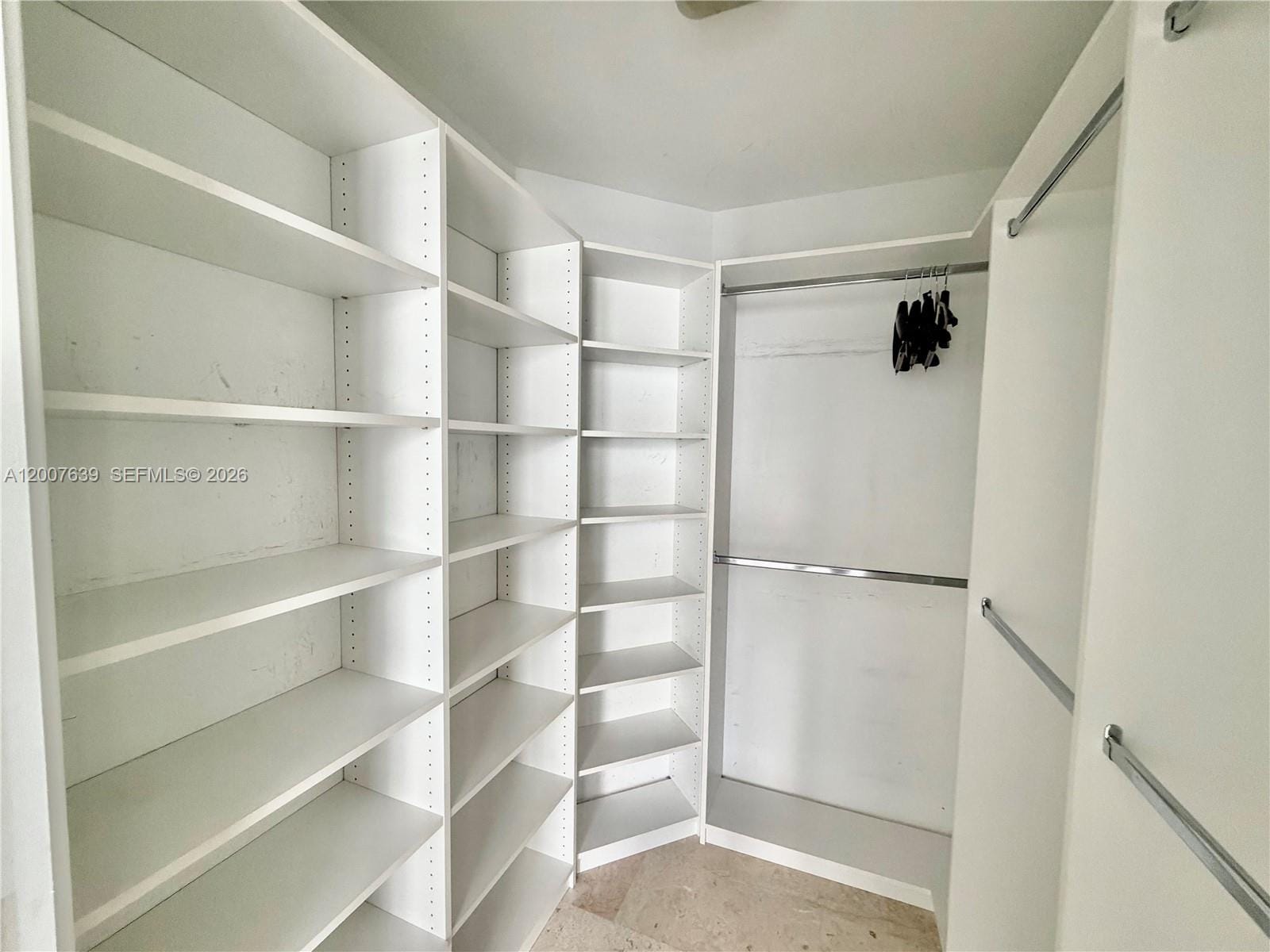 88 SW 7th Street 1109, Miami, FL 33130 photo 25
