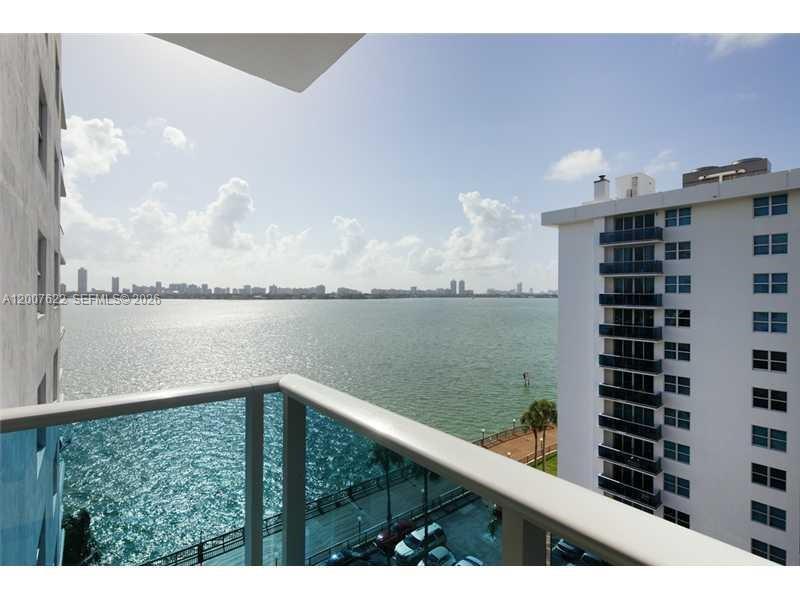 7501 E Treasure Drive 8C, North Bay Village, FL 33141, North Bay Village