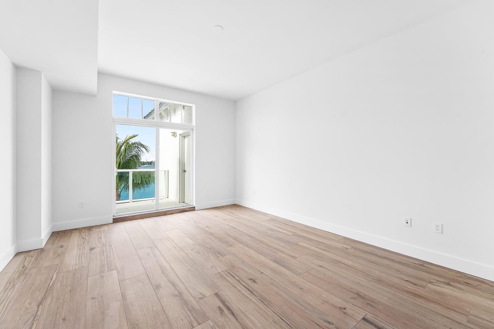 180 Lake Drive 2204, Palm Beach Shores, FL 33404 photo 3