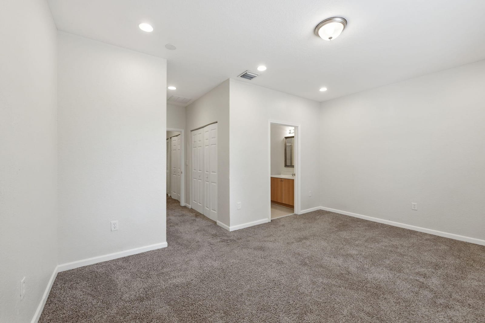 2423 NW 31st Court, Oakland Park, FL 33309 photo 25