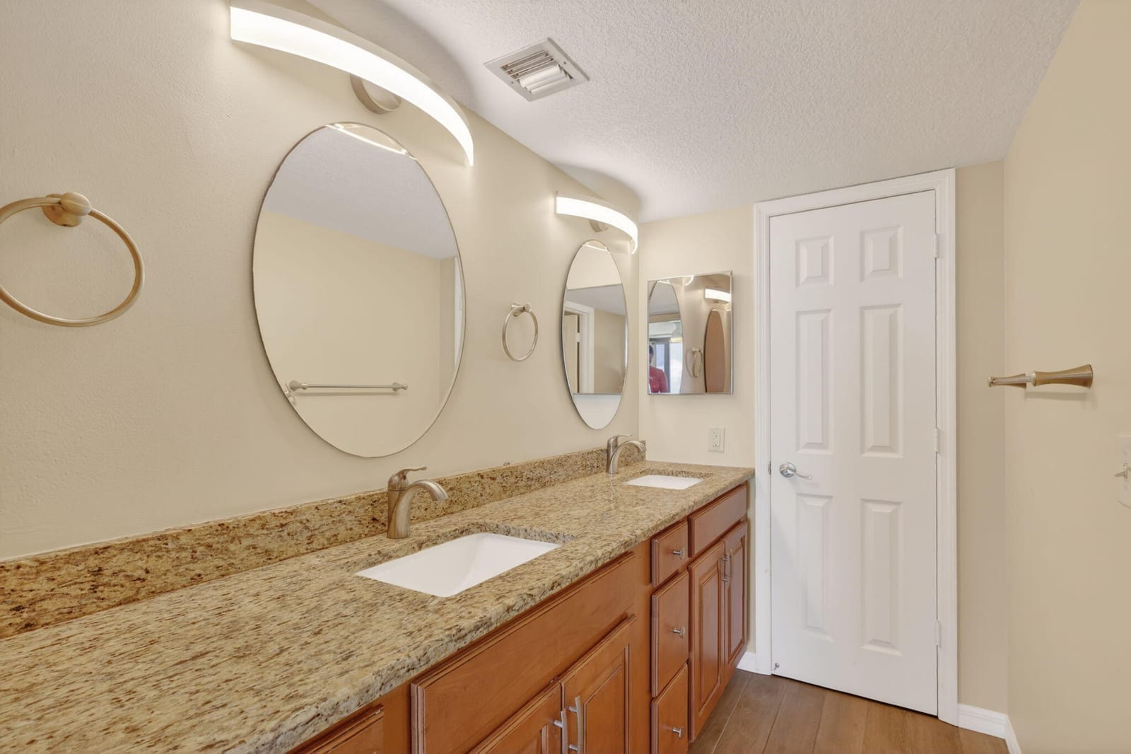 5061 N Highway A1a 905, Hutchinson Island, FL 34949 photo 24
