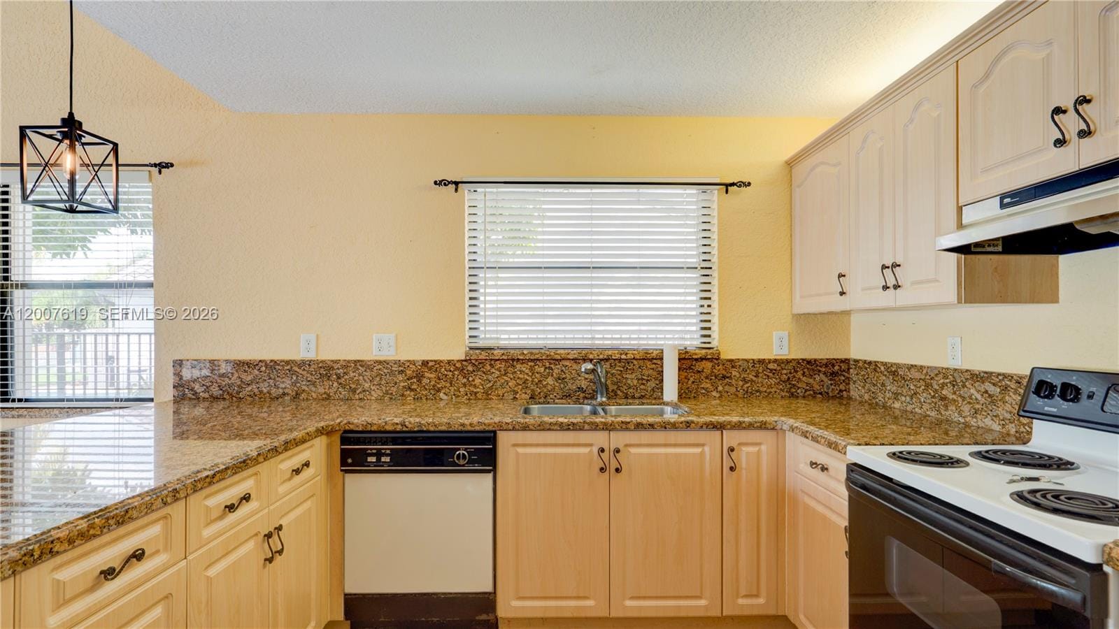 6255 Hawkes Bluff Avenue, Davie, FL 33331 photo 23