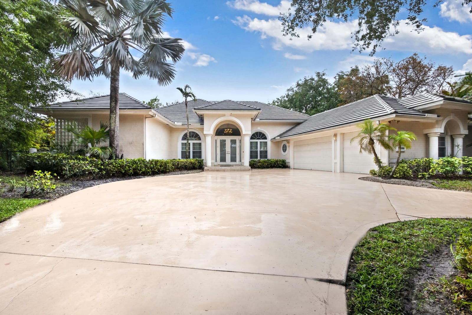 18288 SE Heritage Drive — photo 3