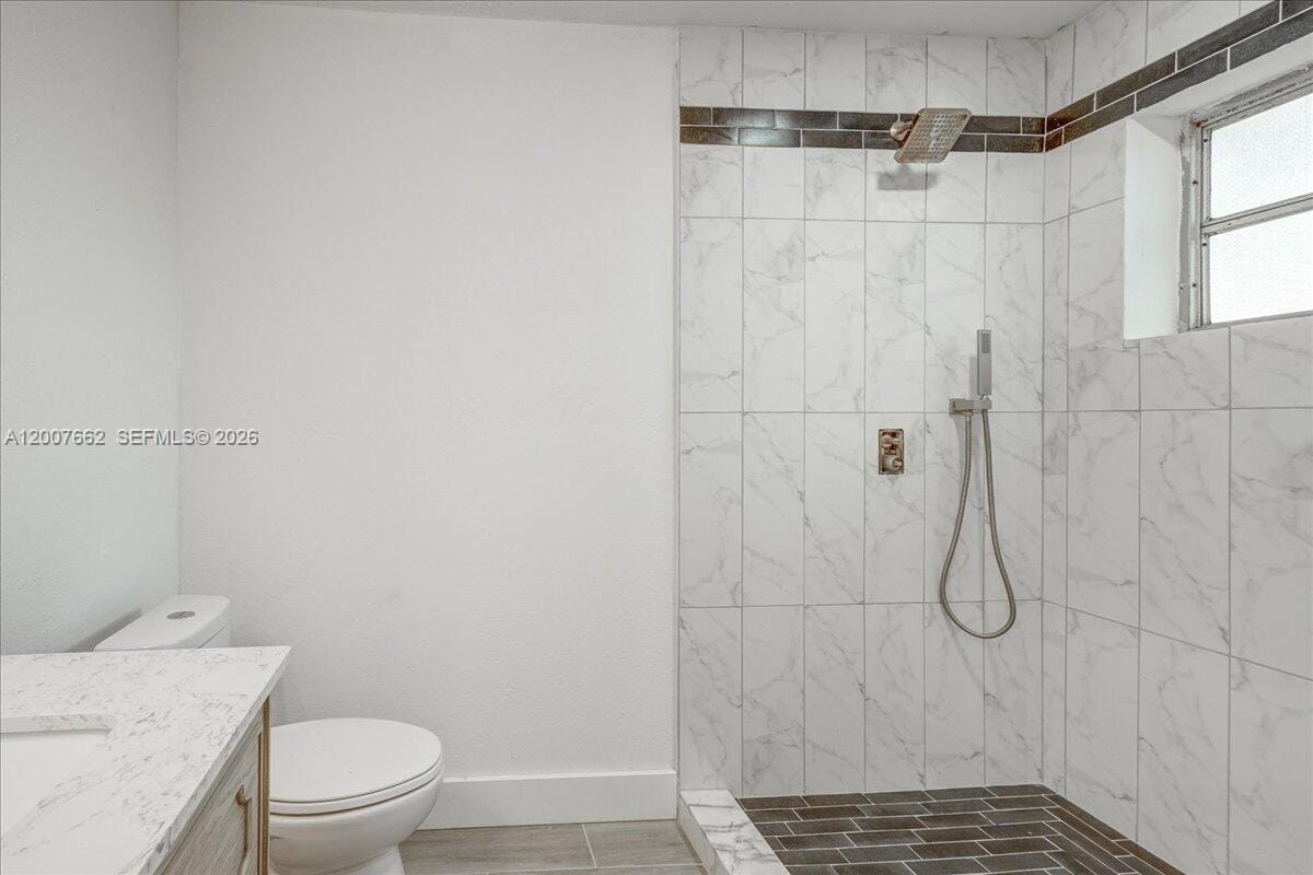 1480 W 36th Street, Riviera Beach, FL 33404 photo 16