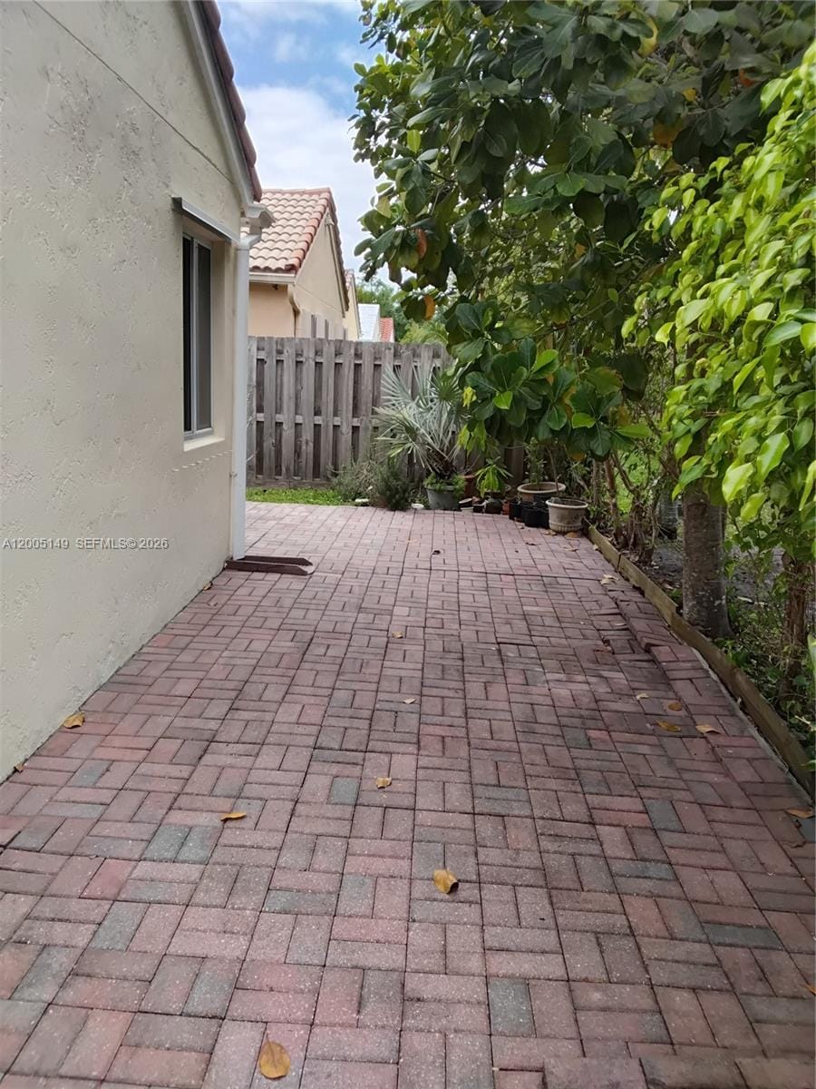 519 Talavera Road, Weston, FL 33326 photo 6
