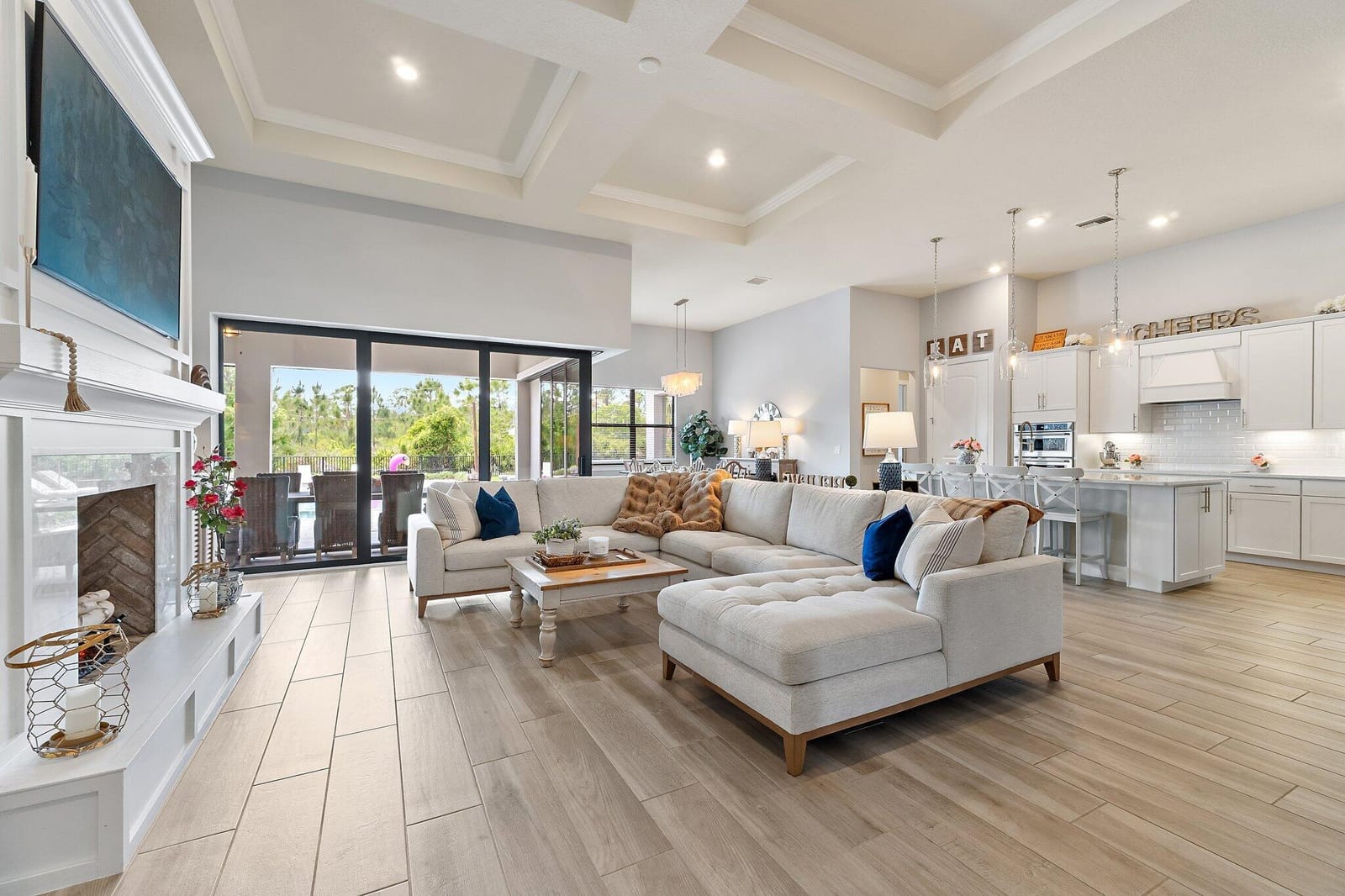 940 SW Canoe Creek Terrace — photo 8