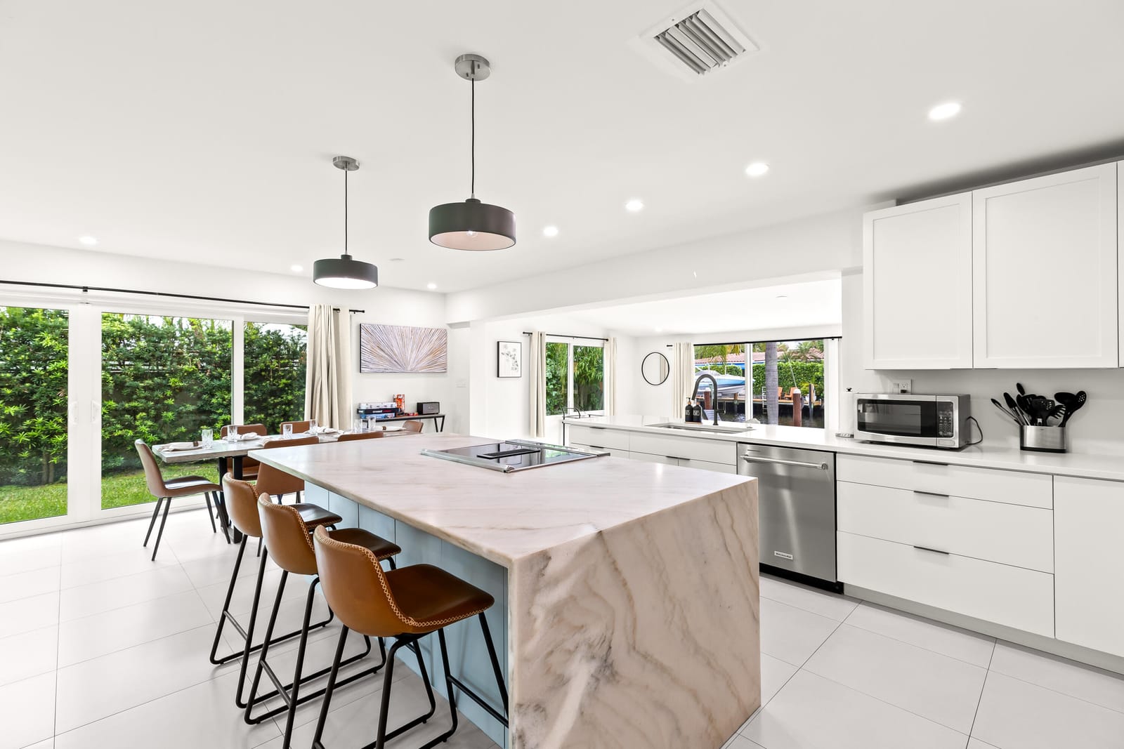 2417 NE 19th Avenue, Wilton Manors, FL 33305 photo 10