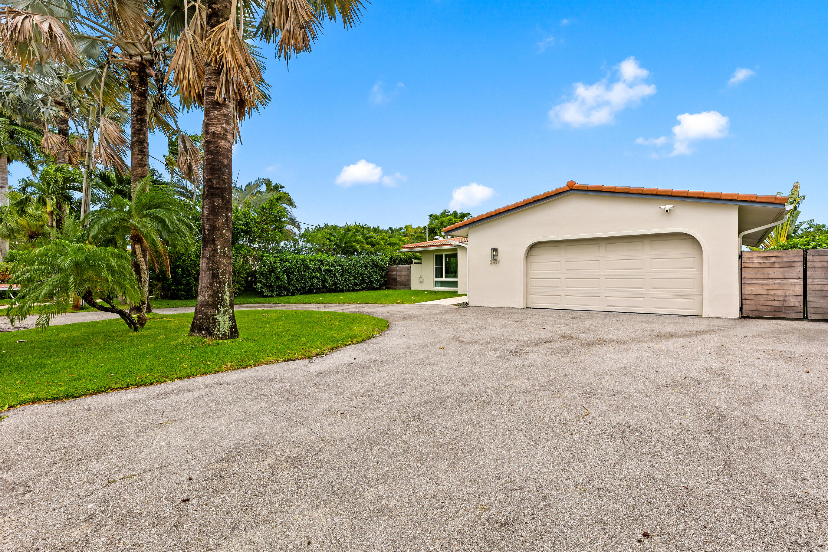 2417 NE 19th Avenue, Wilton Manors, FL 33305, Wilton Manors
