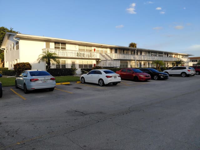 134 Northampton G, Northampton, West Palm Beach, FL