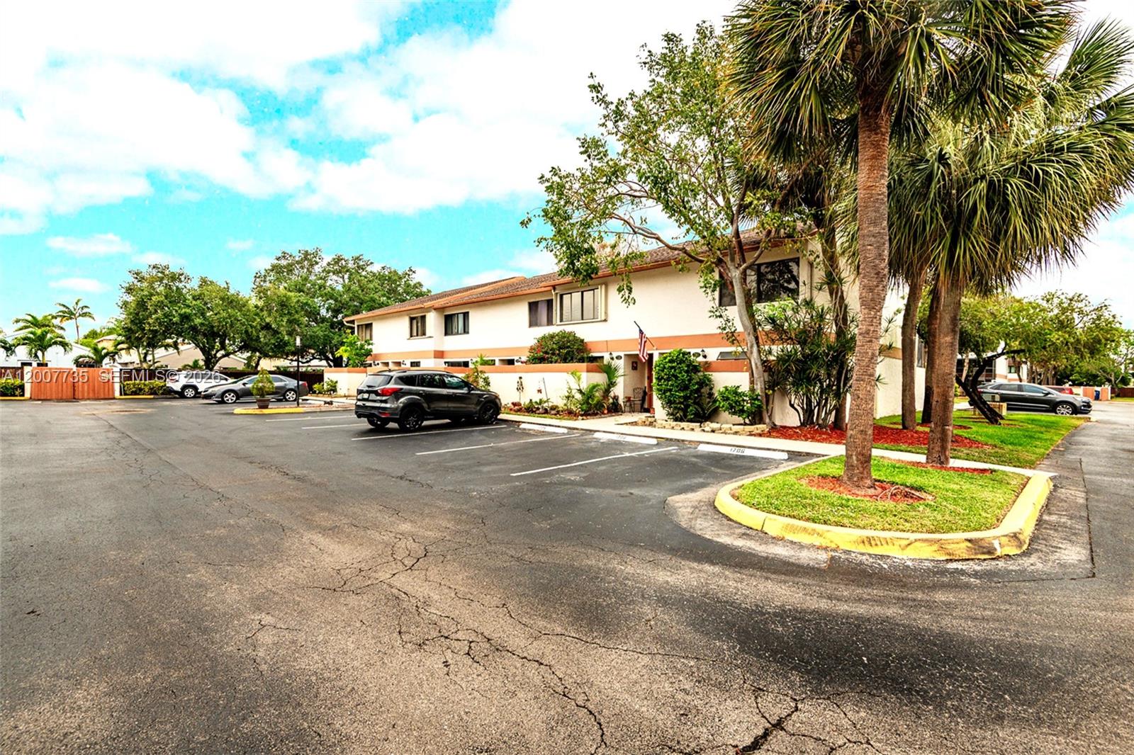 7111 SW 42nd Place, Davie, FL 33314, Davie