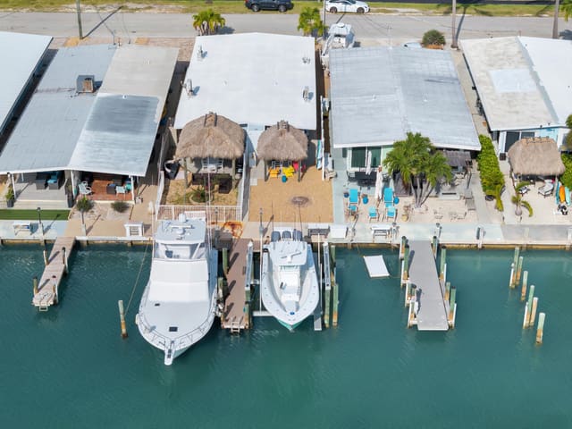 34 7th Street, Key Colony Beach, FL 33051