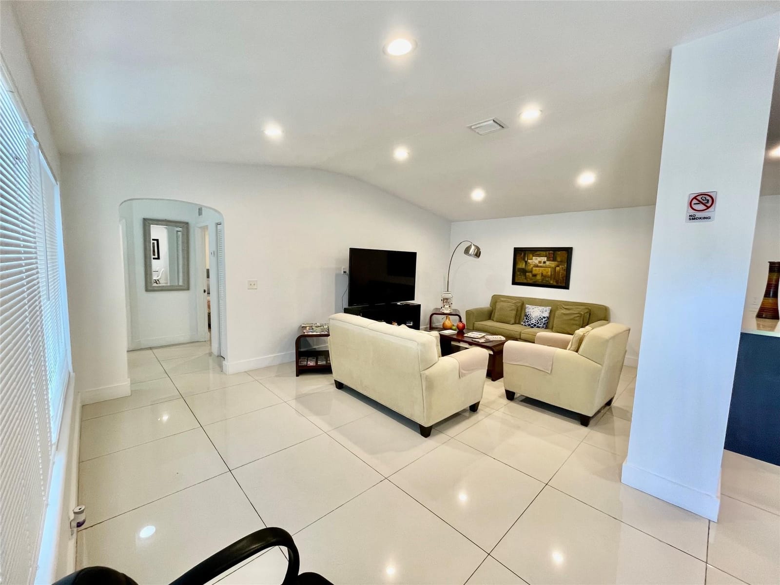88 NE 154th Street, North Miami Beach, FL 33162 photo 6