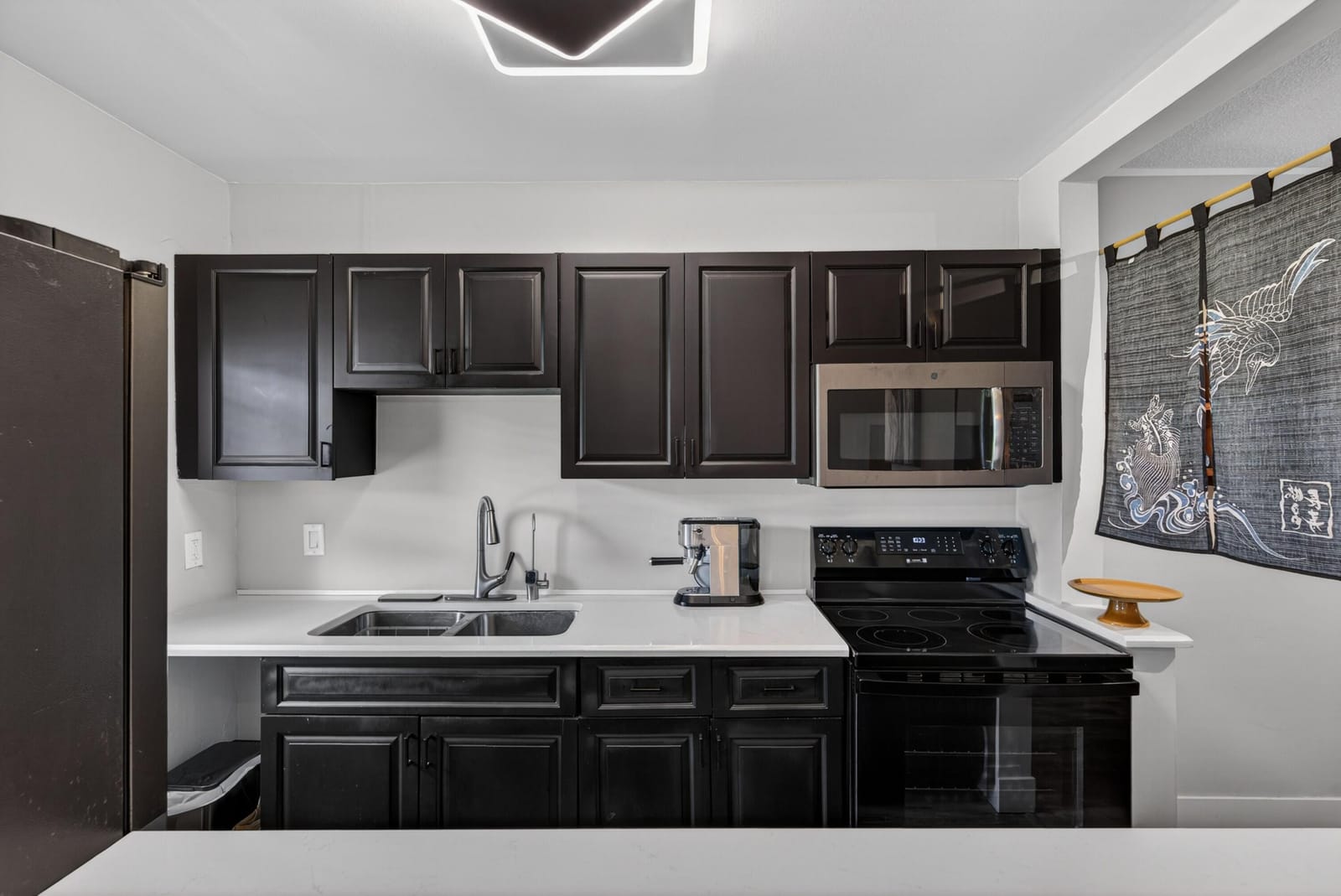 2110 NE 42nd Street 4b — photo 4