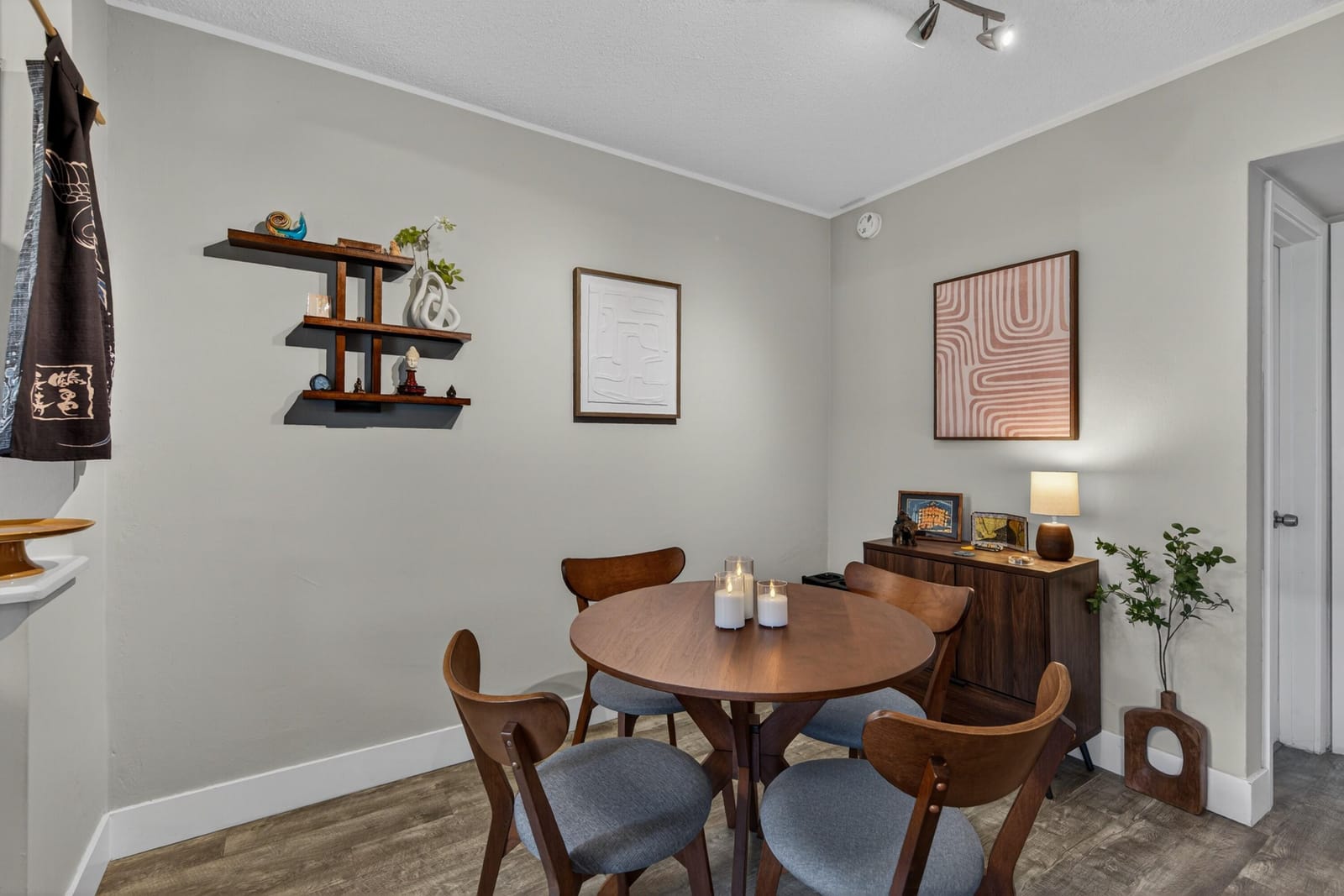 2110 NE 42nd Street 4b — photo 8