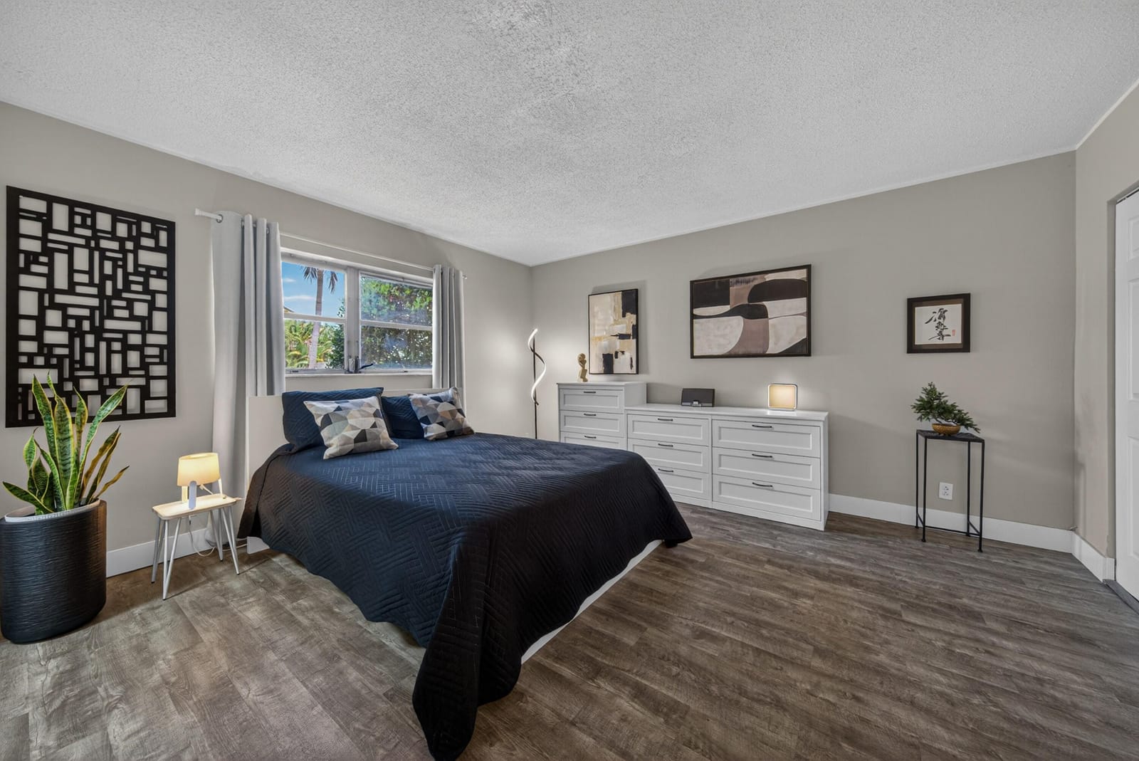 2110 NE 42nd Street 4b — photo 10