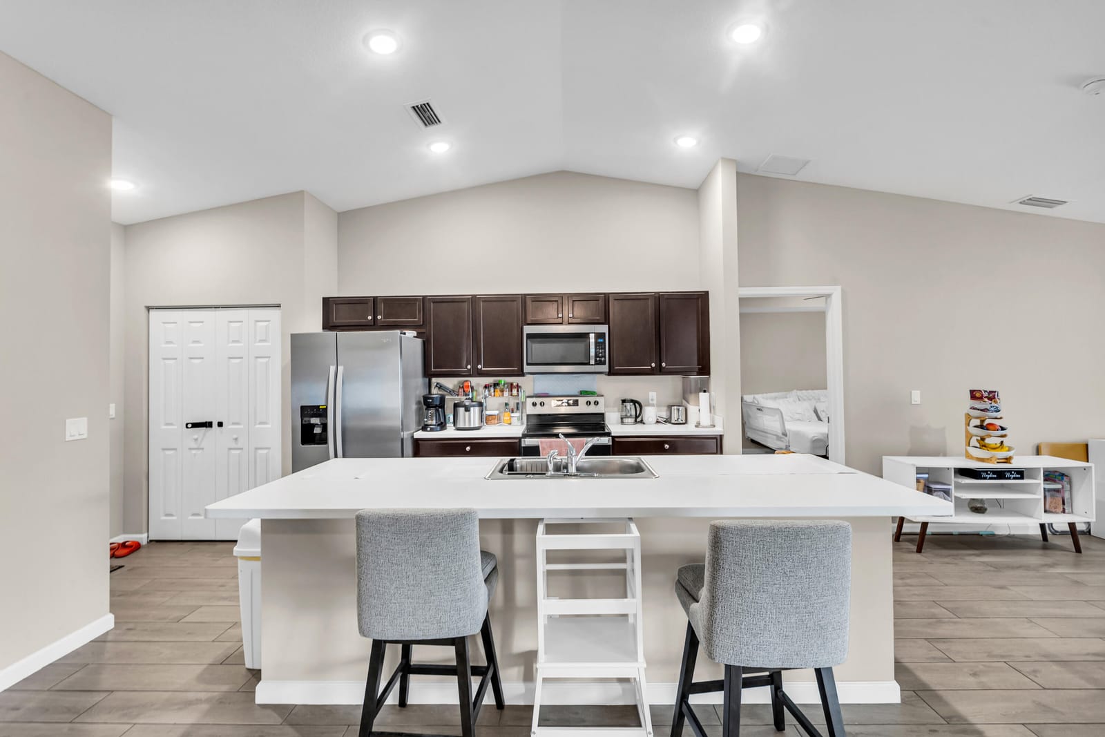 1220 SE Navajo Lane — photo 11