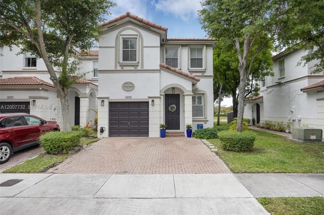 8070 NW 108th Place, Doral, FL 33178