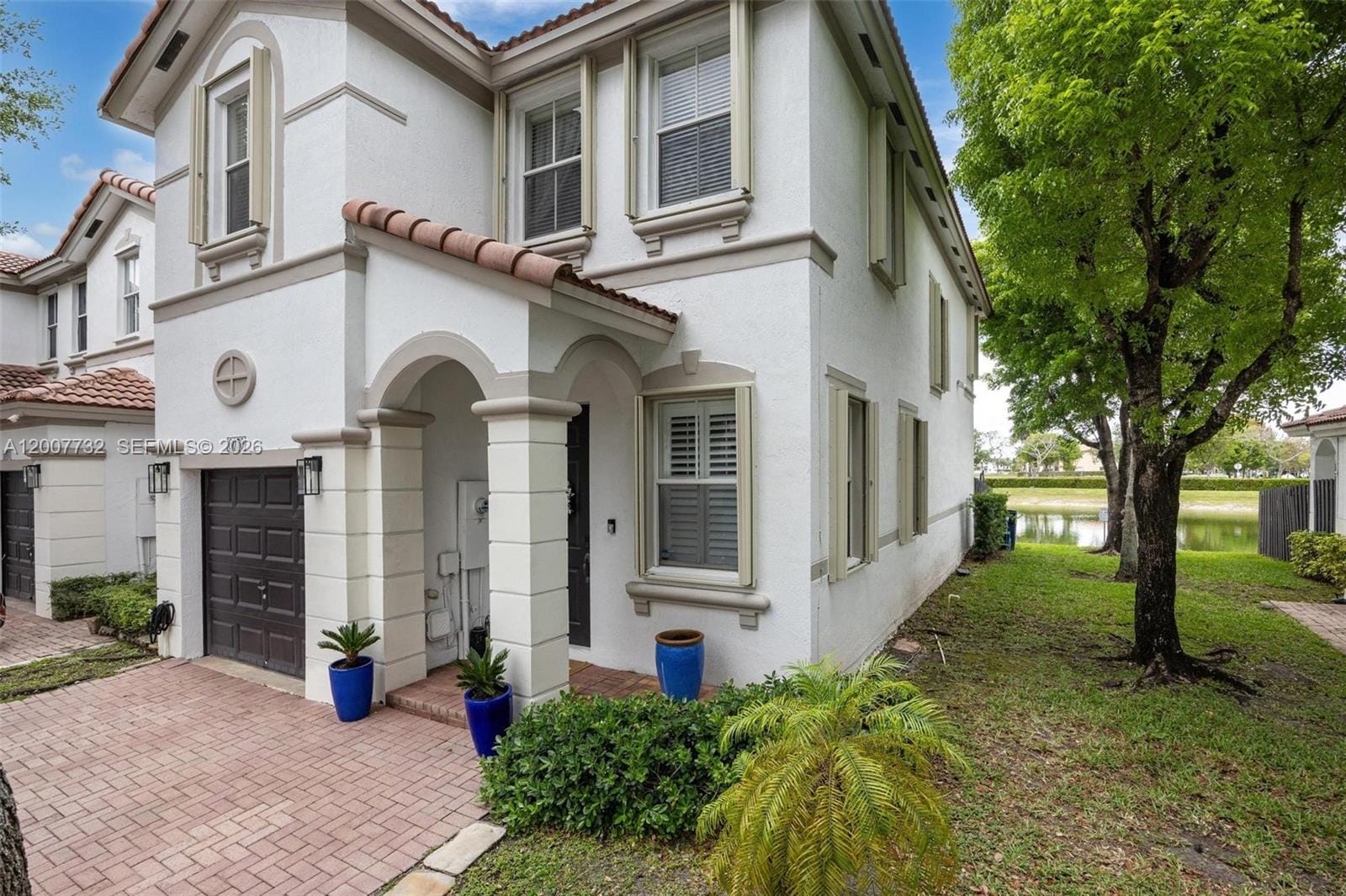 8070 NW 108th Place, Doral, FL 33178 photo 2