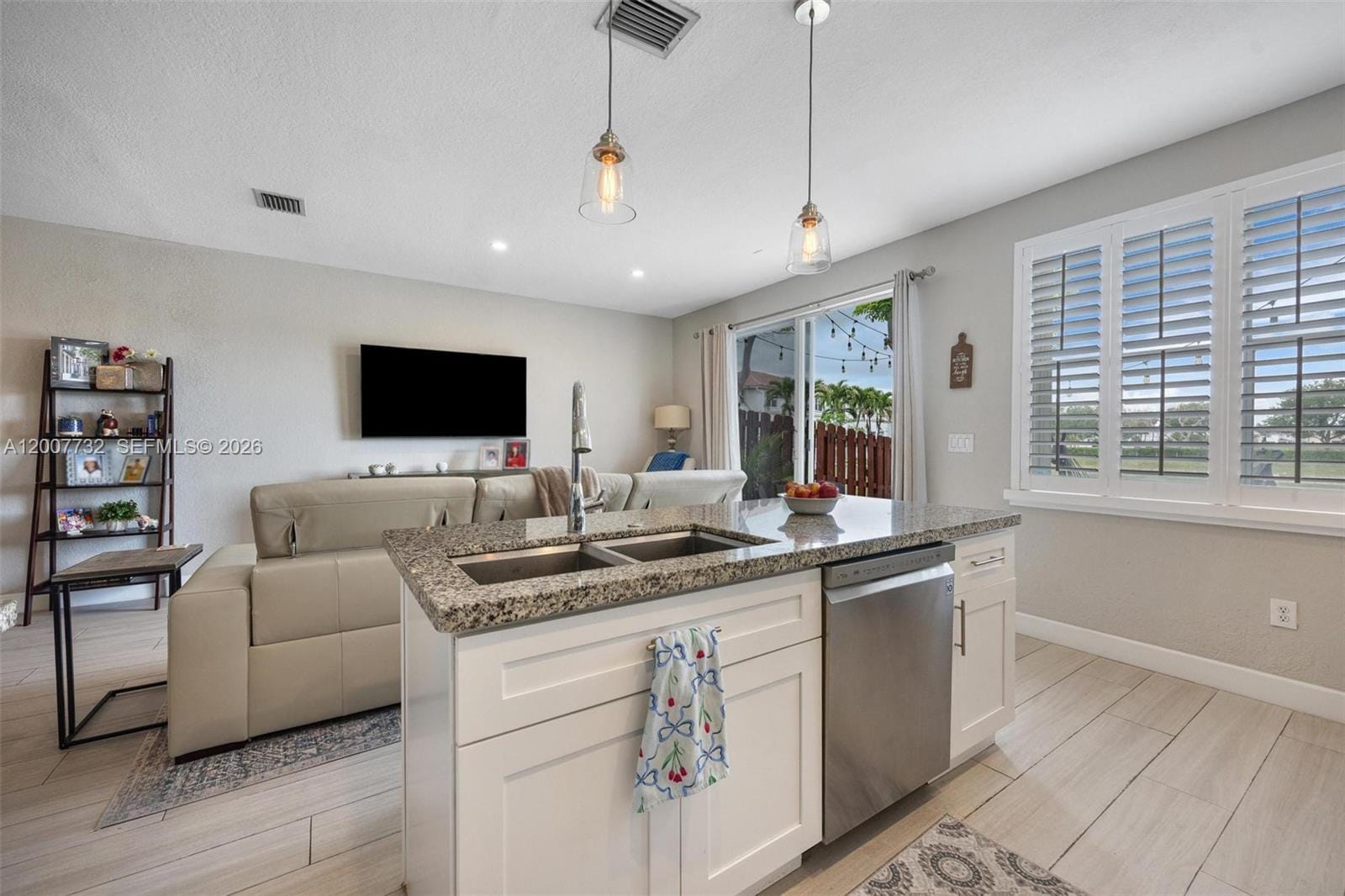 8070 NW 108th Place, Doral, FL 33178 photo 13