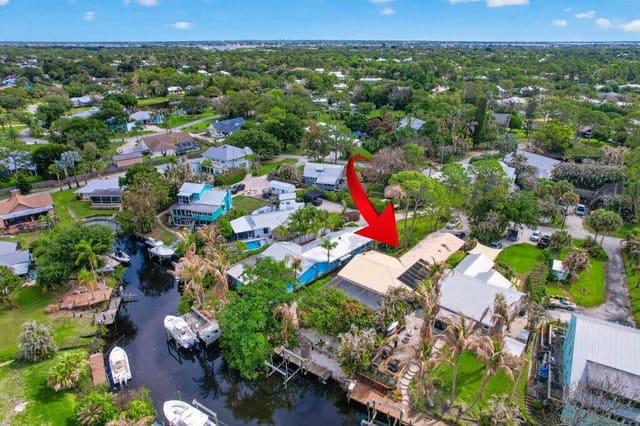 1272 SW Evergreen Lane, sold in Rustic Hills, Palm City, FL