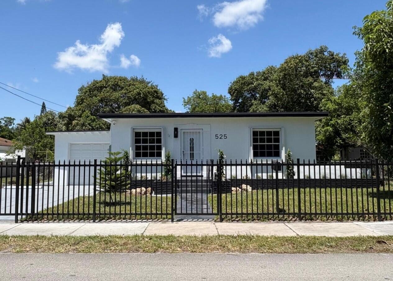 525 NE 126th Street, North Miami, FL 33161, North Miami