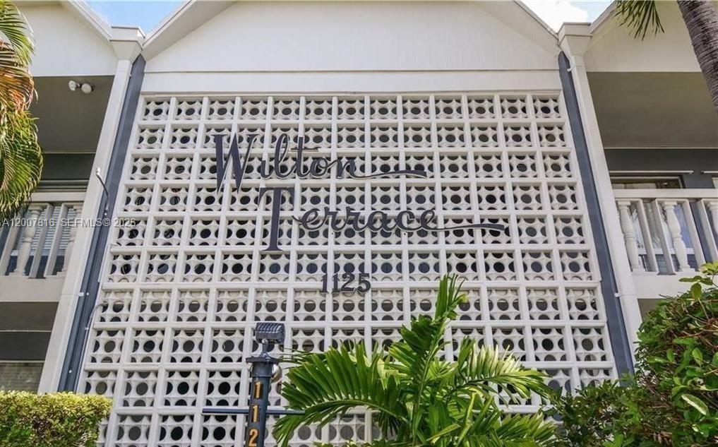 1125 NW 30th Court 10, Wilton Manors, FL 33311, Wilton Manors