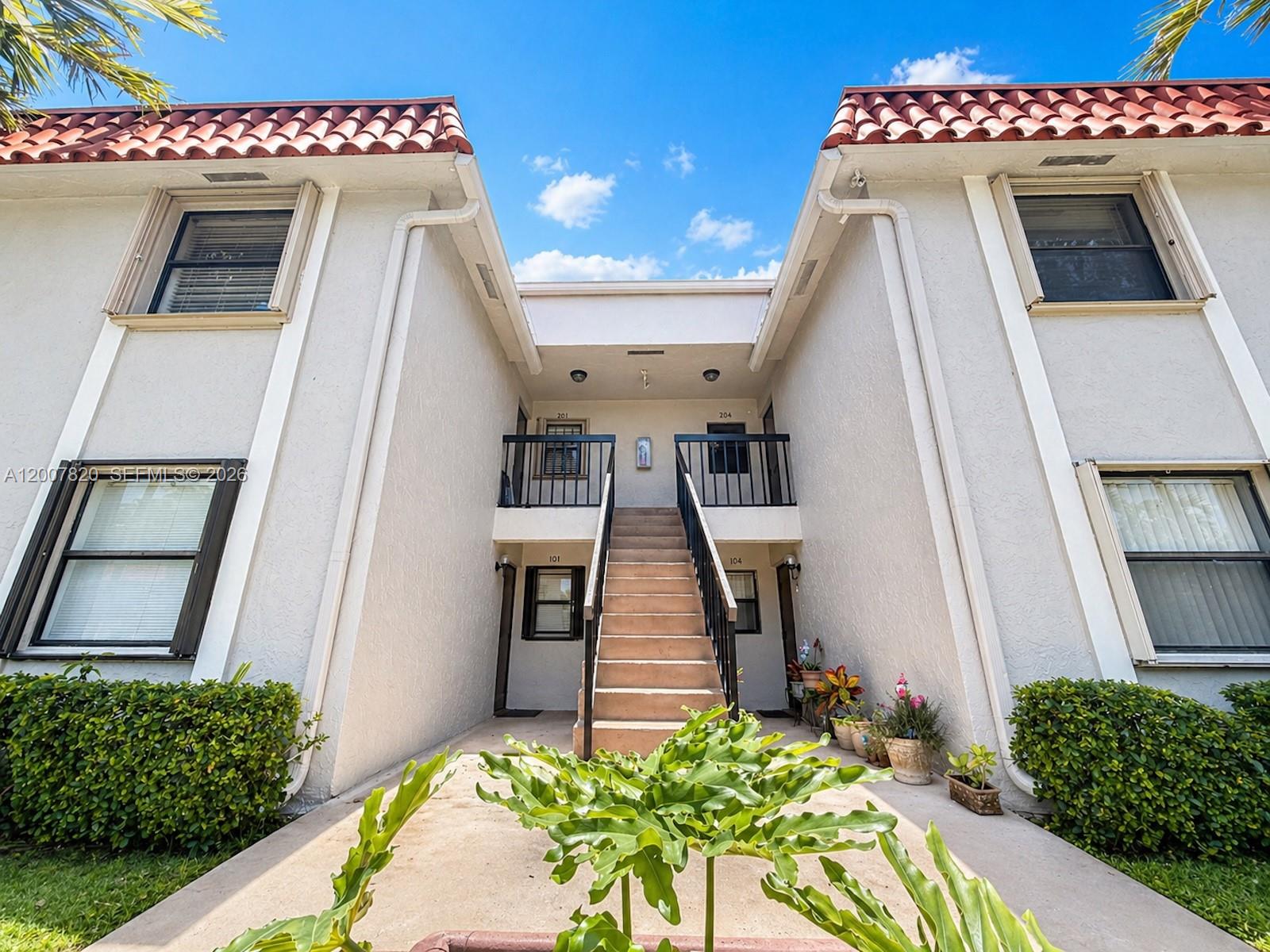 9730 Hammocks Boulevard 20128, Miami, FL 33196, Miami