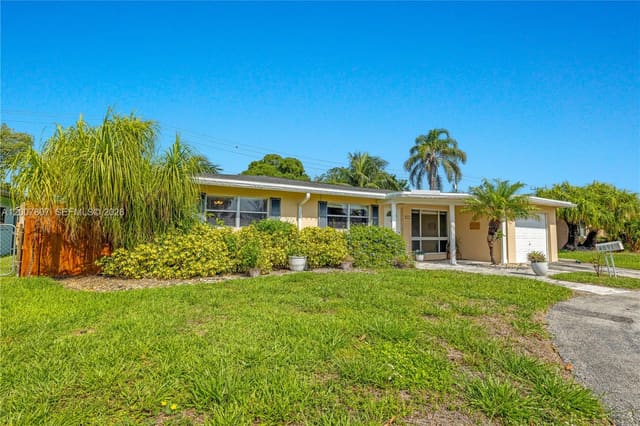 4051 NE 17th Terrace, sold in Beacon Heights, Pompano Beach, FL