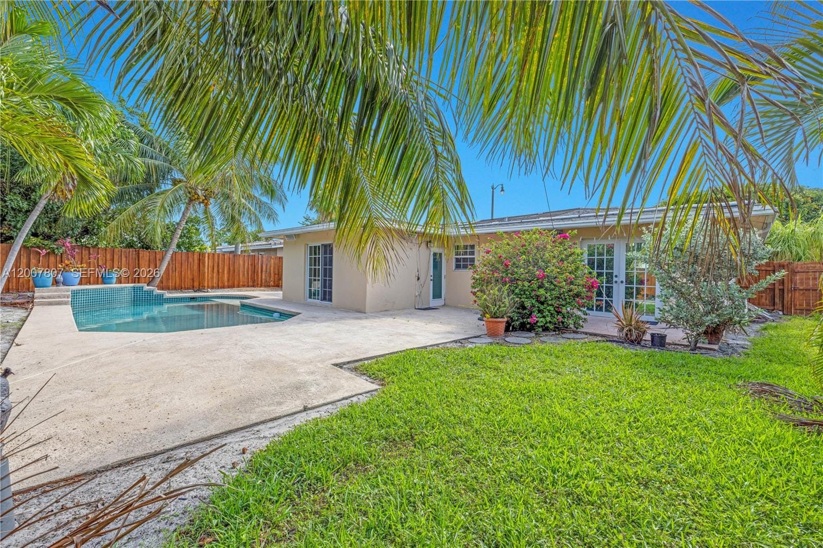 4051 NE 17th Terrace, Pompano Beach, FL 33064 photo 2