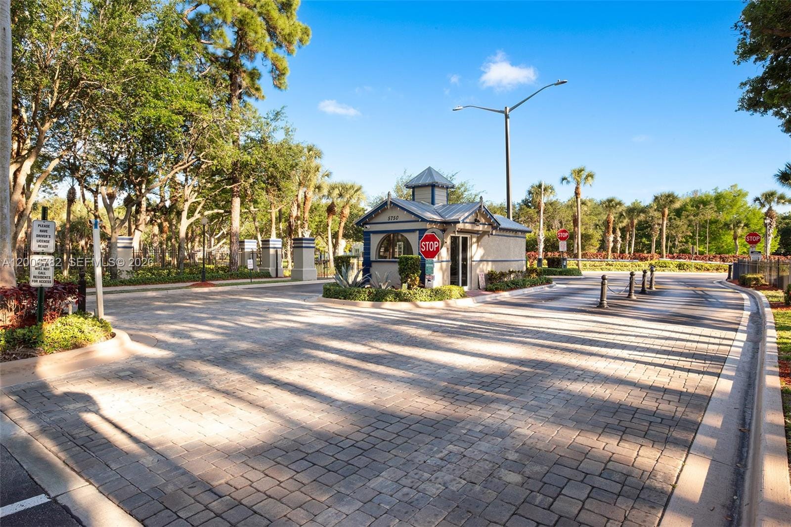6140 Azalea Circle, West Palm Beach, FL 33415 photo 4