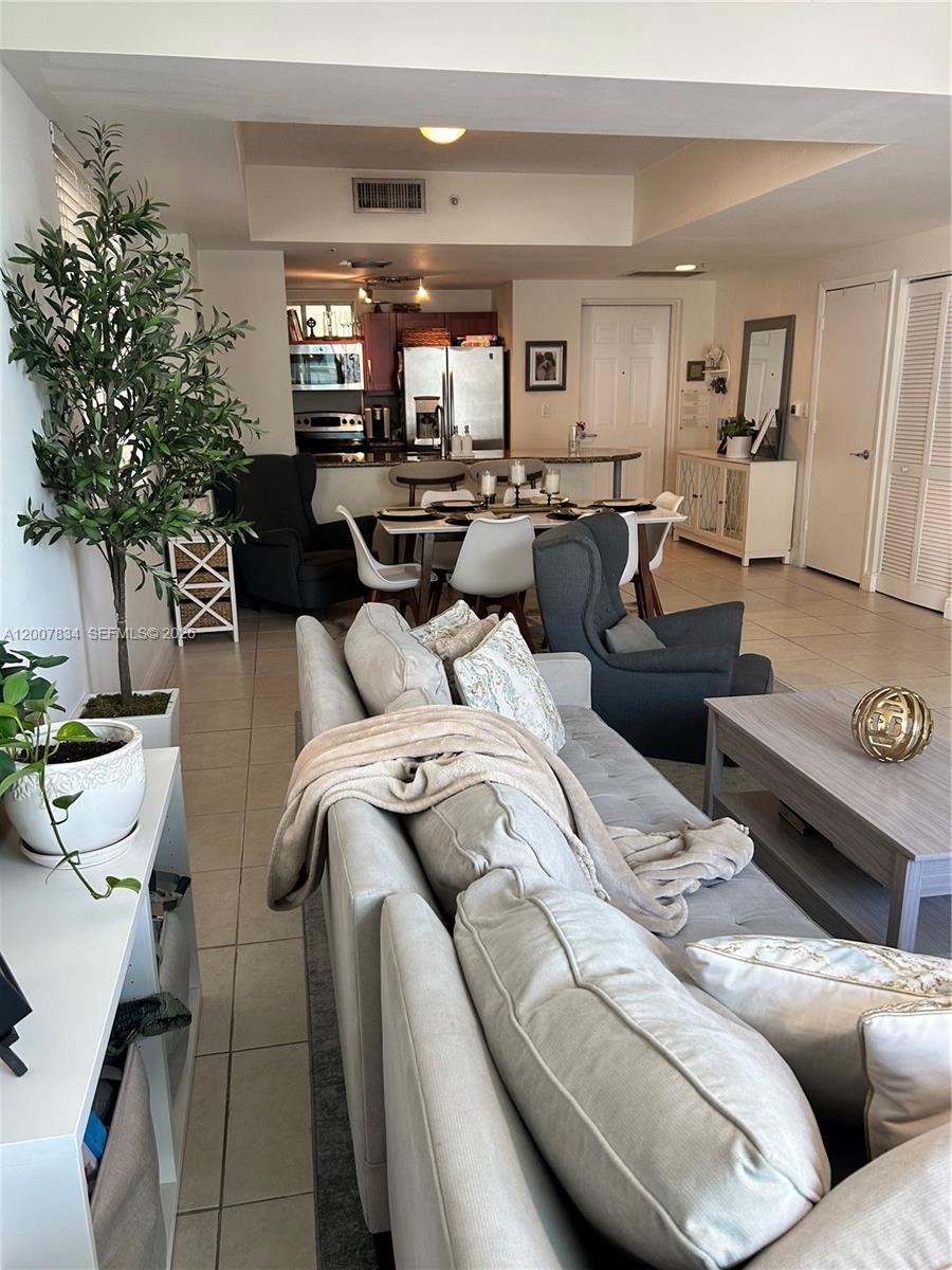 7275 SW 90th Street C612, Miami, FL 33156, Miami