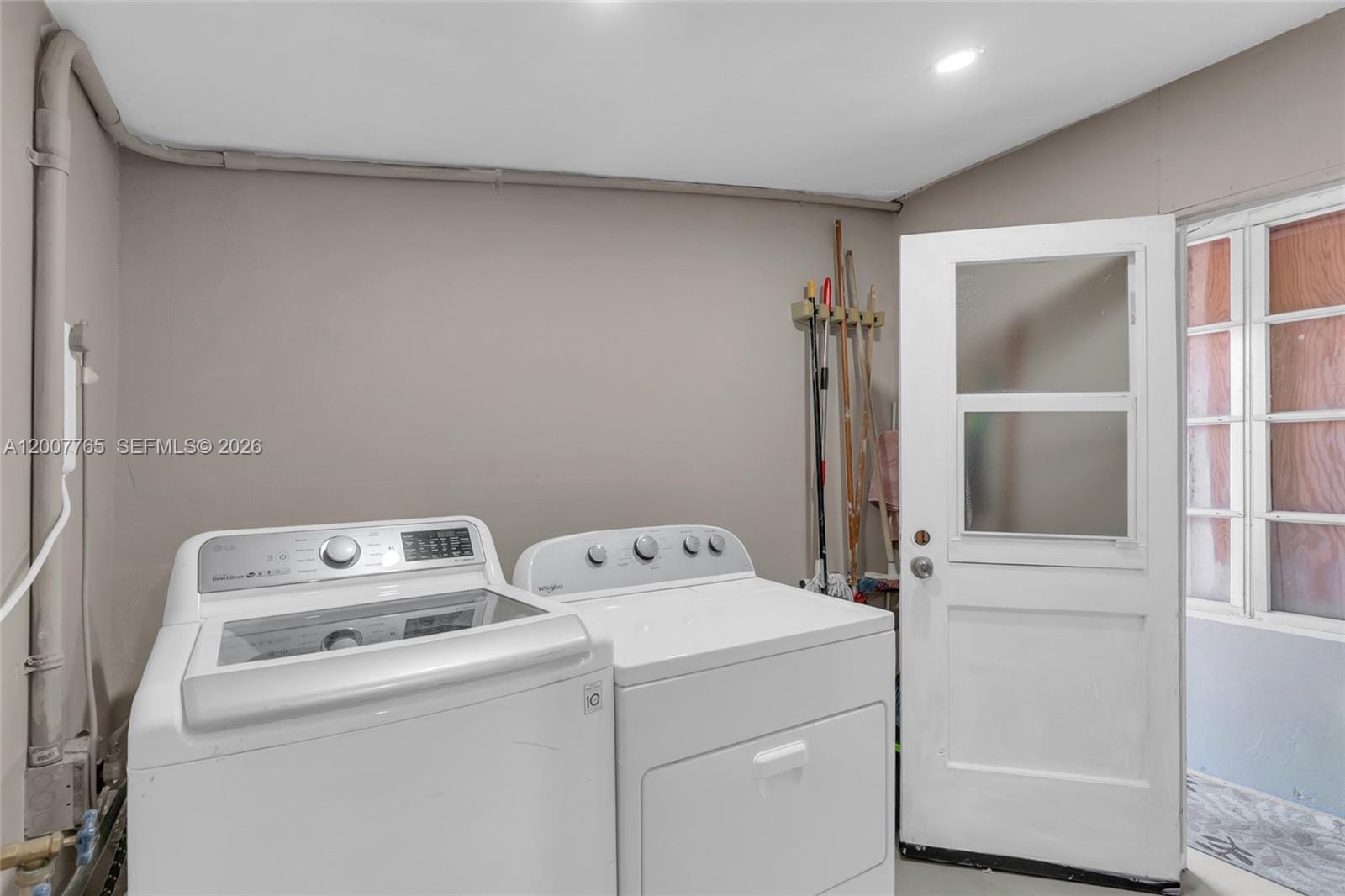 921 N 31st Court, Hollywood, FL 33021 photo 25