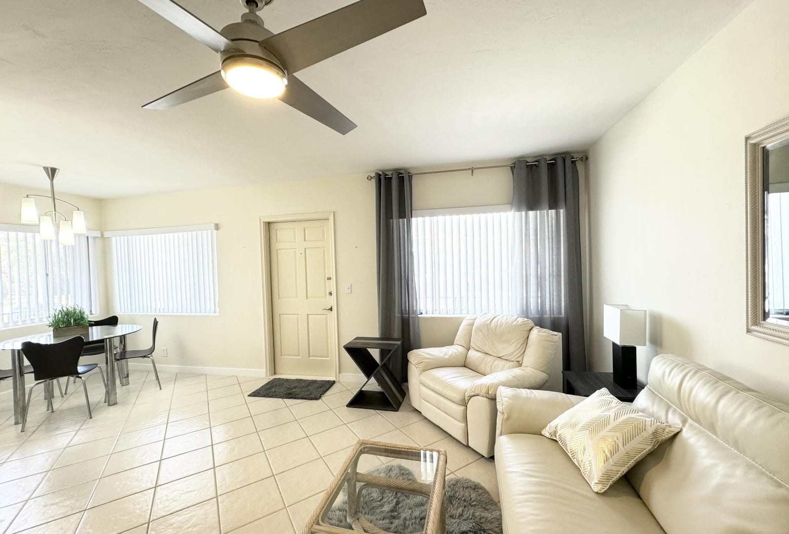 2880 Lake Osborne Drive 205 — photo 4