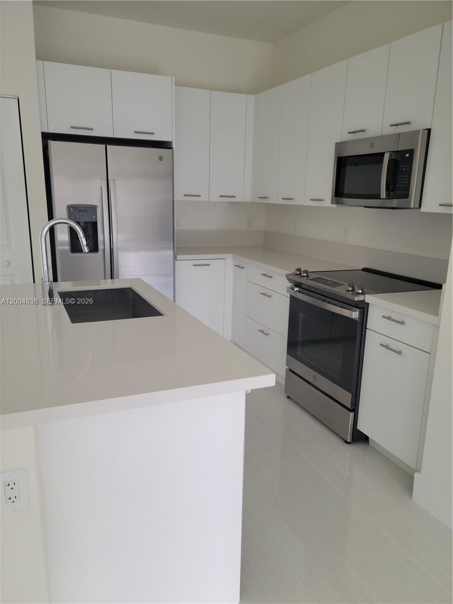 8167 NW 41st Street E109, Doral, FL 33166, Doral