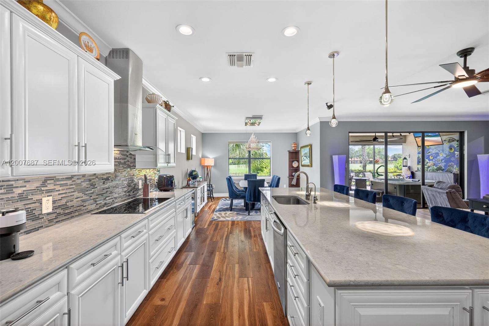6120 Victory Drive — photo 4