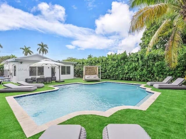 545 NW 52nd Street, Railway Shops Addn 2nd Am, Miami, FL