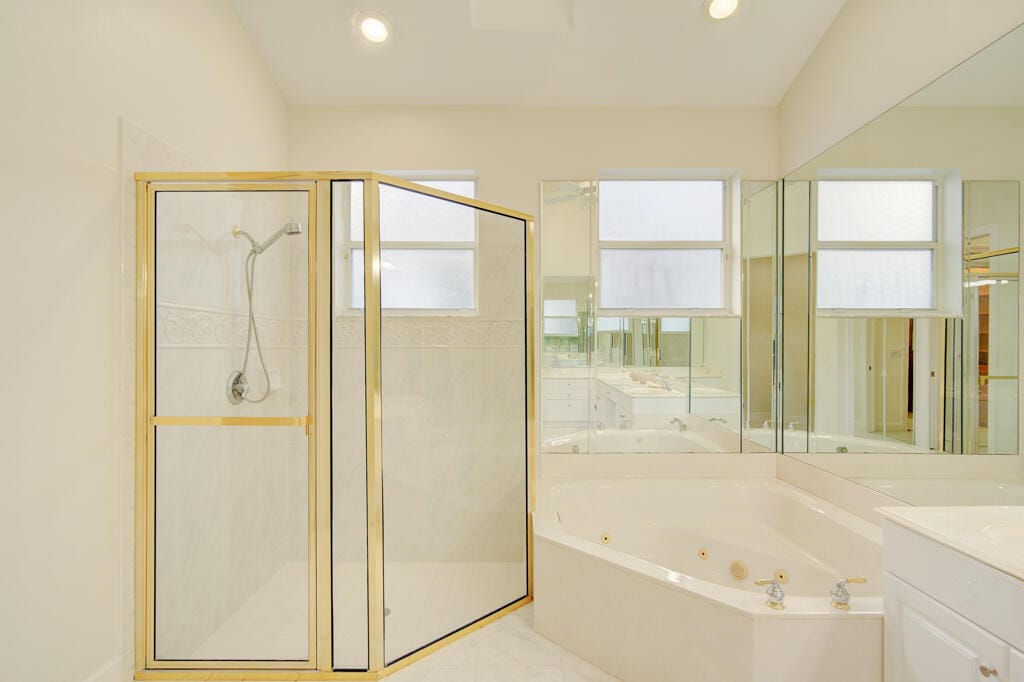 6646 Oakmont Way — photo 8