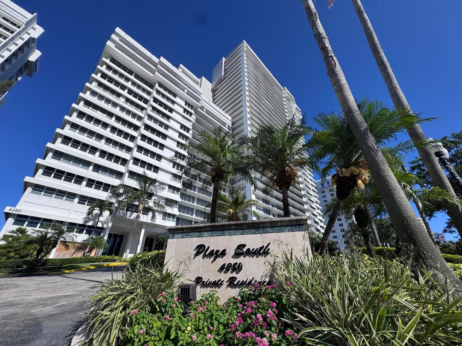 4280 Galt Ocean Drive 9h — photo 2