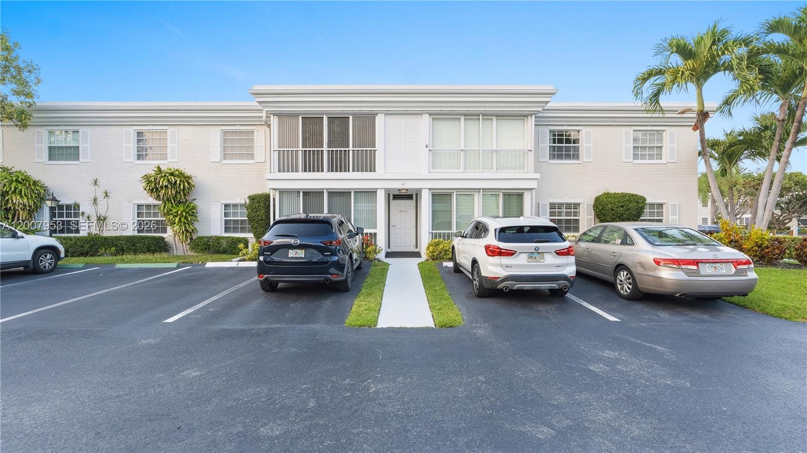 6315 Bay Club Drive 3 — photo 2